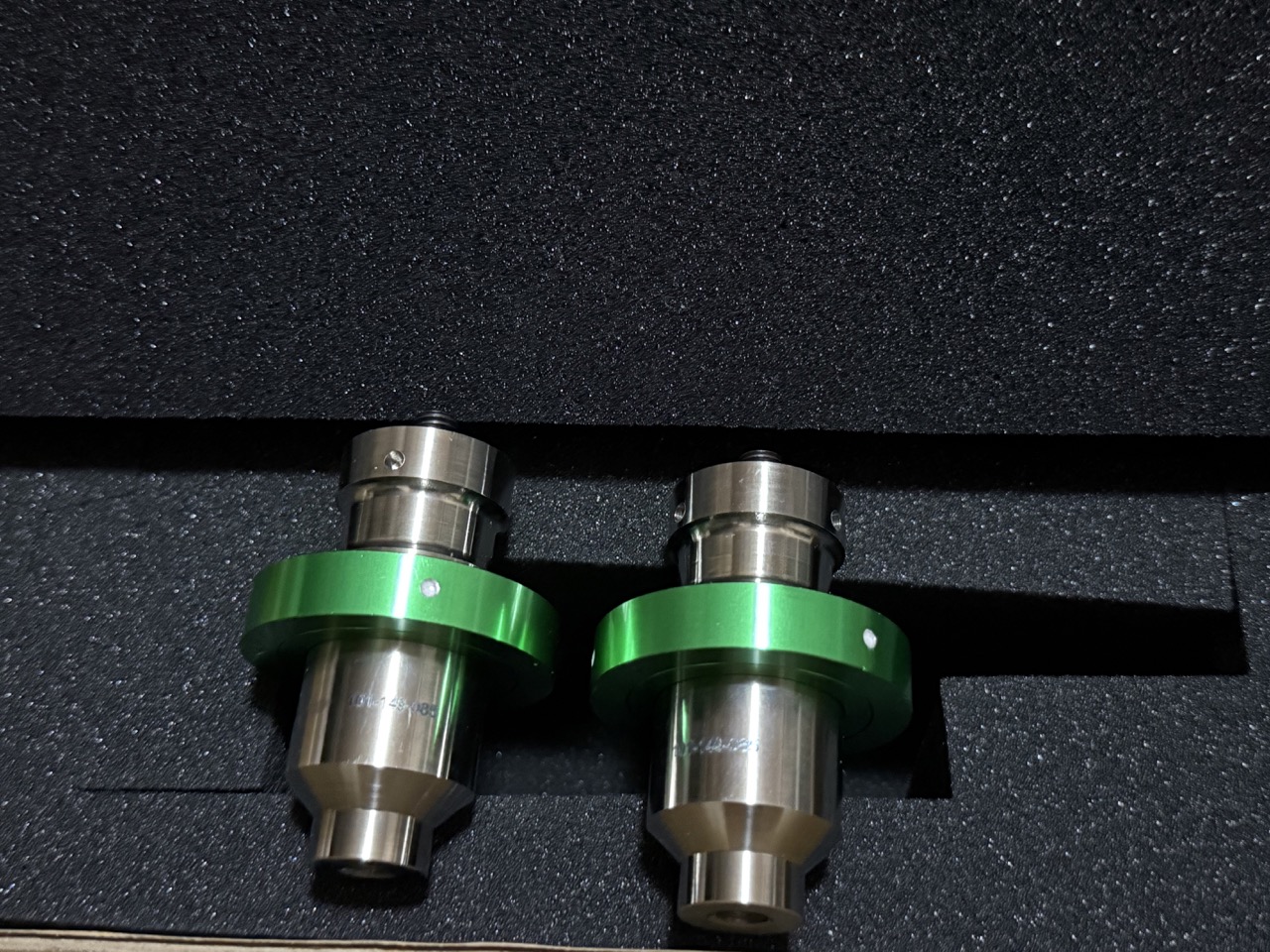 Branson Ultrasonic101-149-085 Titanium 1:1 Green Booster 40kHz